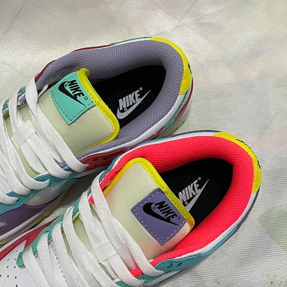 Nike Dunk low top sneakers in candy colors - Picture 5 of 6